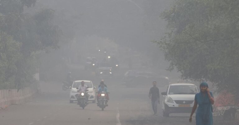 Delhi Chokes Again: ‘Green Diwali’ Effort Fails to Prevent ‘Very Poor’ Air Quality