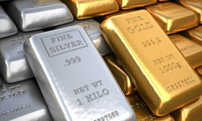 Gold Price Dilemma: Glitter or Gloom? Experts Decode if You Should Buy or Wait This Diwali