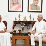 Kerala CM Pinarayi Vijayan and Governor Rajendra Vishwanath Arlekar