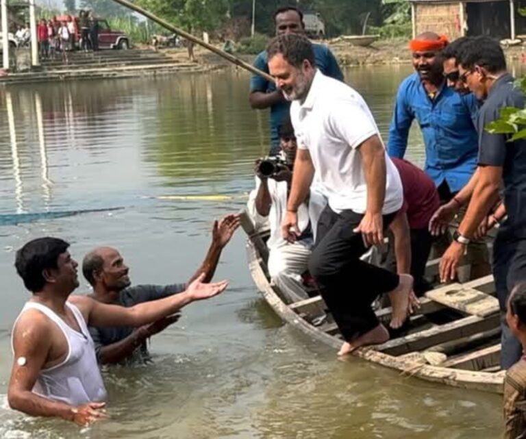 Rahul Gandhi Pledges Support to Begusarai Fisherfolk, Highlights Role in Bihar’s Economy