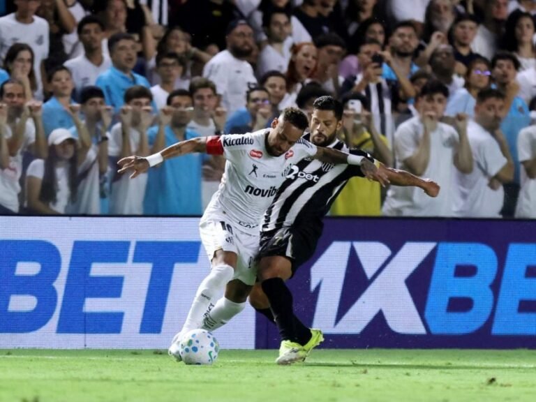 ​Neymar Masterclass Leads Santos to Hard-Fought 1-0 Victory Over Atlético Mineiro