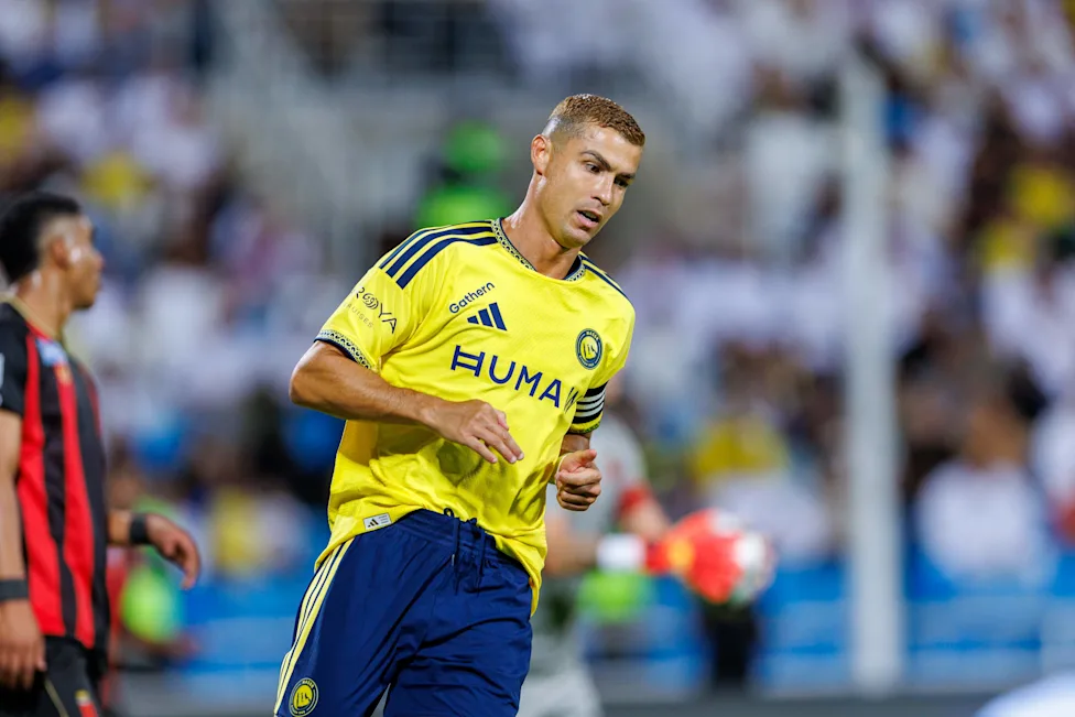 Ronaldo Delivers Again as Al-Nassr Beat Al-Taawoun 2-1 to Maintain Perfect Start
