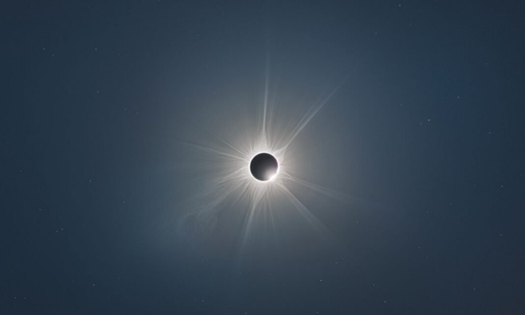 NASA Pilots to Experience ‘Eerie Shadow’ in High-Altitude Solar Eclipse Chase